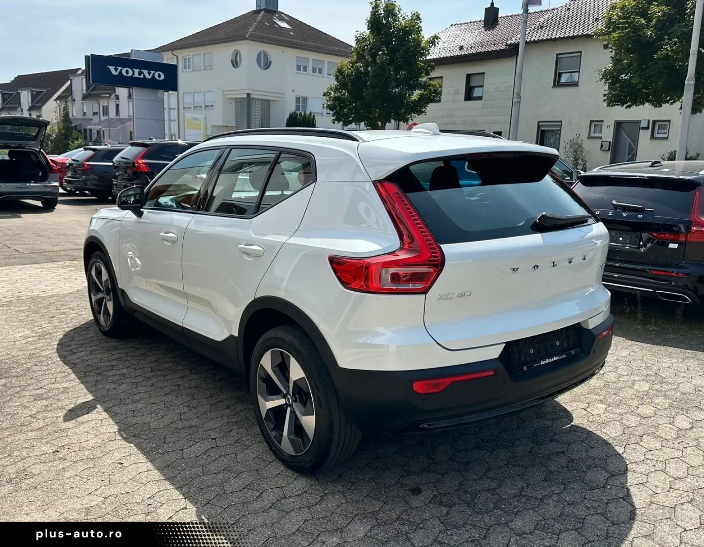 VOLVO XC40 B5 Ultimate Dark AWD