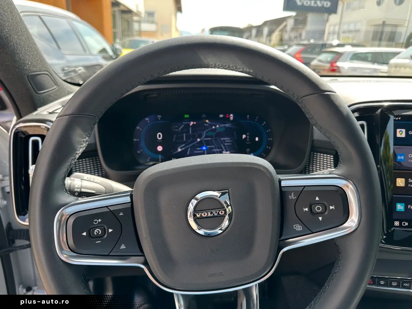 VOLVO XC40 B5 Ultimate Dark AWD