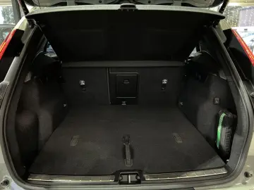 VOLVO XC40 B5 Ultimate Bright AWD