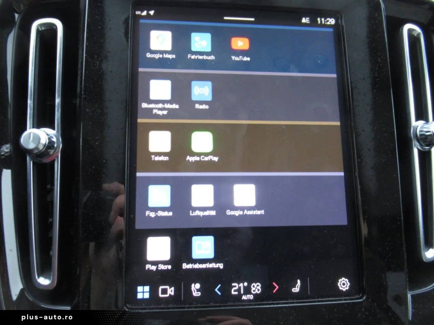 VOLVO XC40 B5 AWD  Ultimate Dark