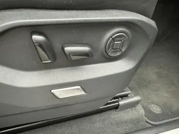 VW Touareg V6 TDI 4M Autom. R Line LuftSavonaAHK