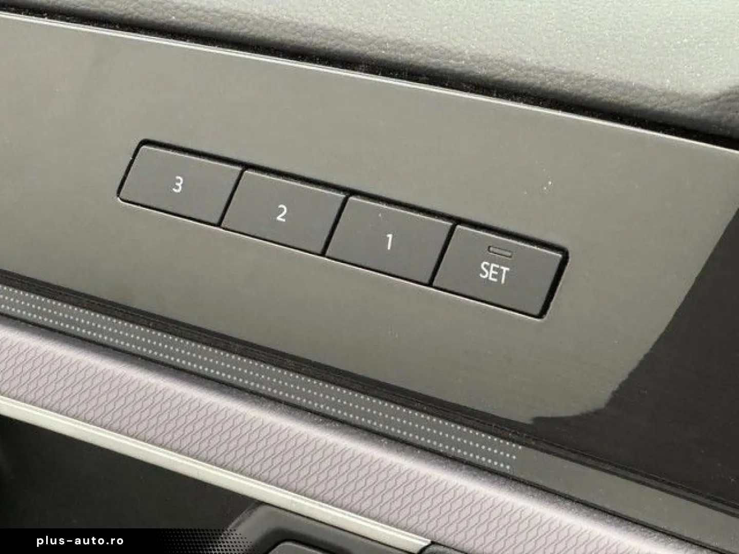 VW Touareg V6 TDI 4M Autom. R Line LuftSavonaAHK