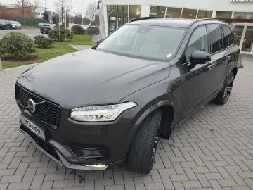 VOLVO XC90 B5 D AWD Plus Dark