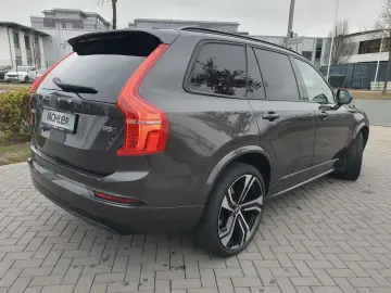 VOLVO XC90 B5 D AWD Plus Dark