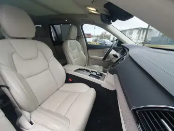 VOLVO XC90 B5 D AWD Plus Dark