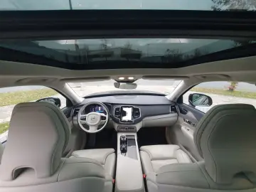 VOLVO XC90 B5 D AWD Plus Dark