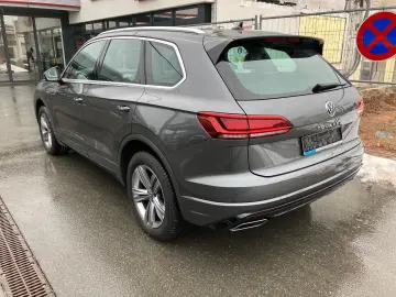VW Touareg 3.0 V6 TDI DSG R-Line 4Motion Leder Navi