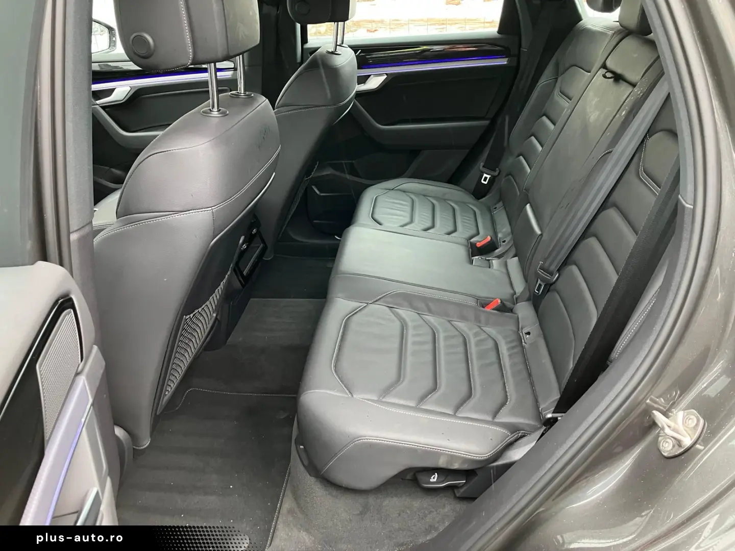 VW Touareg 3.0 V6 TDI DSG R-Line 4Motion Leder Navi