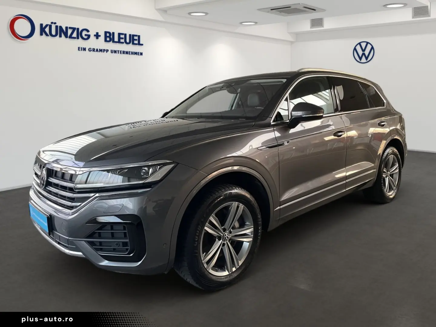 VW Touareg Elegance 3.0TDI  R-LINE AHK LUFT