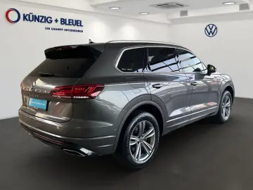 VW Touareg Elegance 3.0TDI  R-LINE AHK LUFT