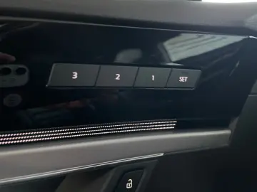 VW Touareg Elegance 3.0TDI  R-LINE AHK LUFT