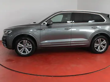 VW Touareg R-Line 3.0TDI 629 -ohne Anzahlung AHK Lu