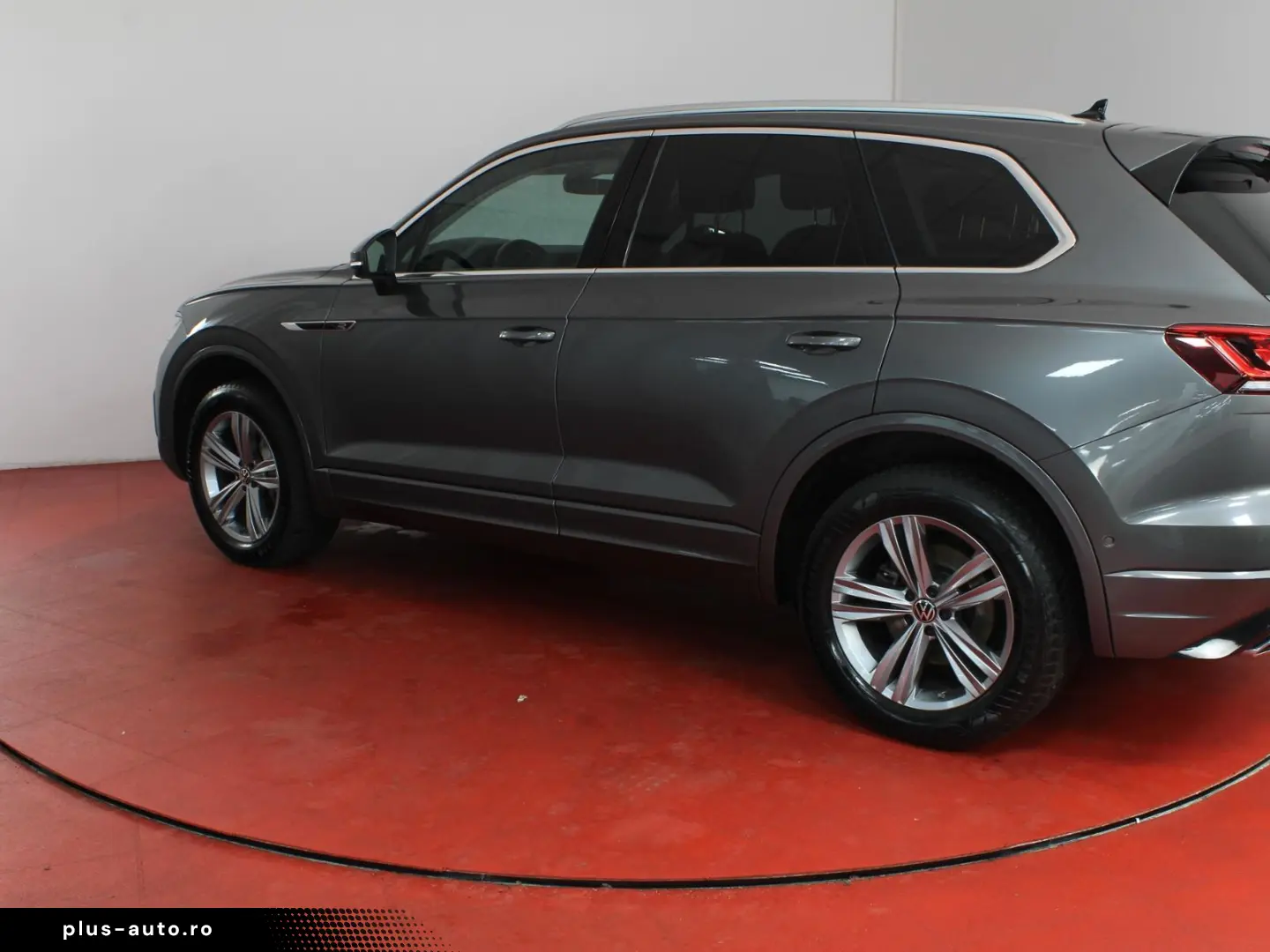 VW Touareg R-Line 3.0TDI 629 -ohne Anzahlung AHK Lu