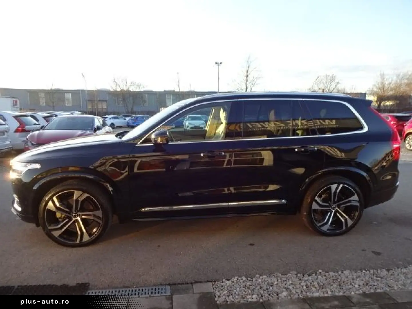 VOLVO XC90 T8 Ultimate Bright Plug