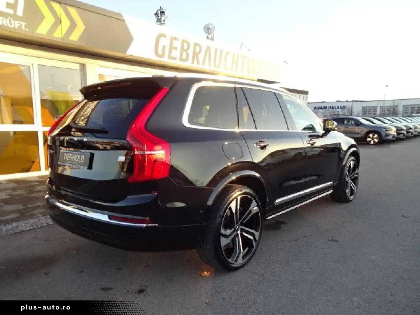 VOLVO XC90 T8 Ultimate Bright Plug