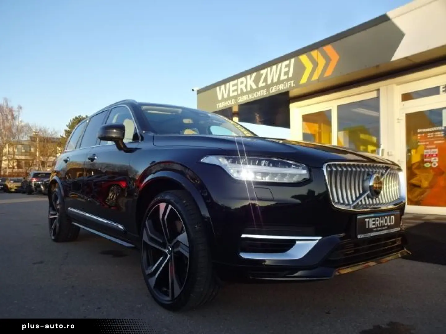 VOLVO XC90 T8 Ultimate Bright Plug