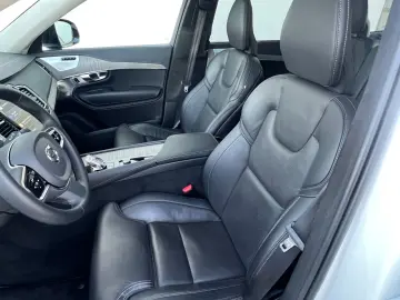 VOLVO XC90 T8 AWD Ultimate Dark