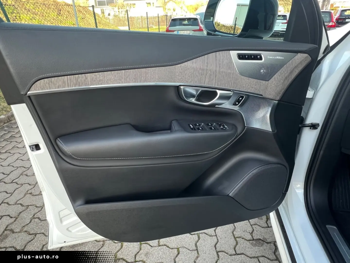 VOLVO XC90 T8 AWD Ultimate Dark