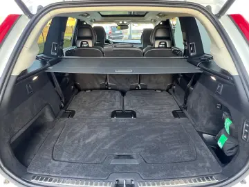 VOLVO XC90 T8 AWD Ultimate Dark