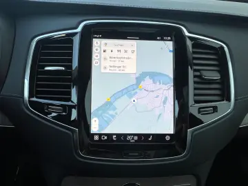 VOLVO XC90 T8 AWD Ultimate Dark