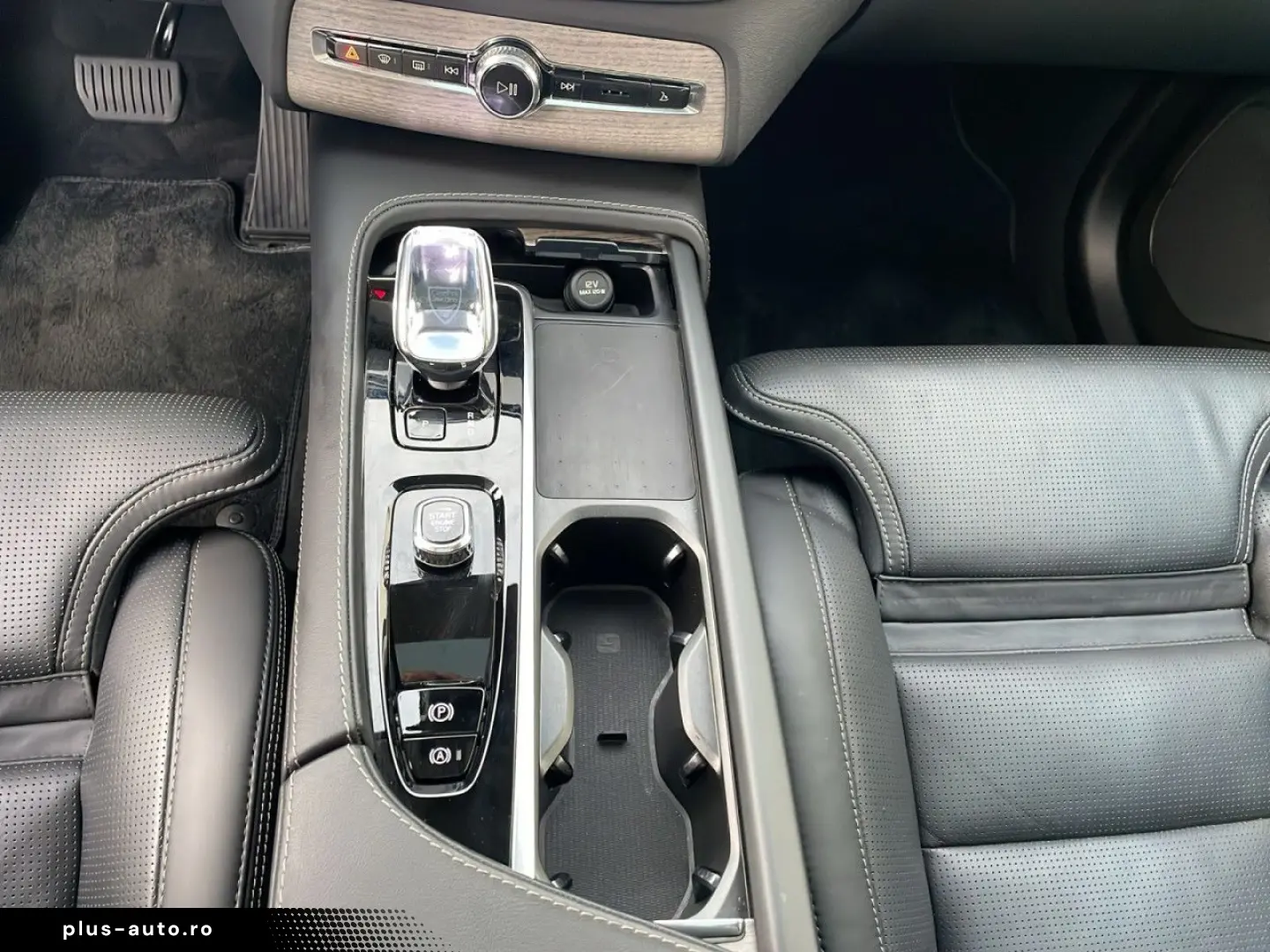 VOLVO XC90 B5 AWD ULTIMATE Bright