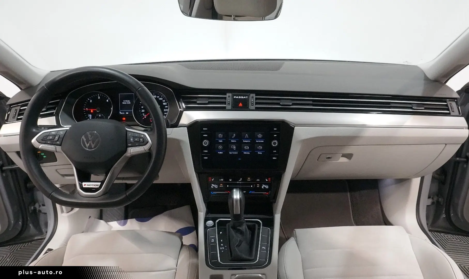 VW Passat Variant Elegance 4Motion ACC MATRIX AHK