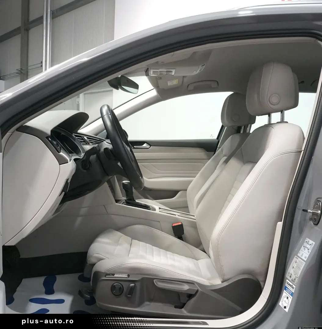 VW Passat Variant Elegance 4Motion ACC MATRIX AHK