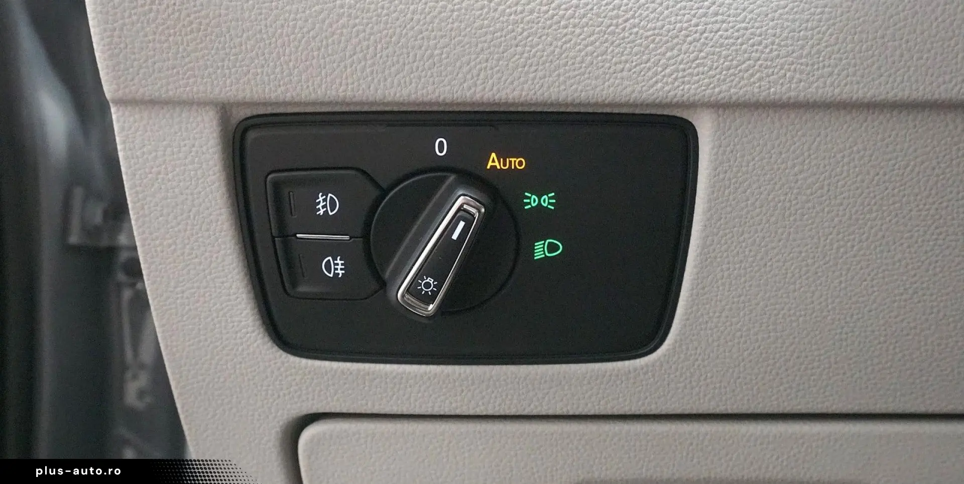 VW Passat Variant Elegance 4Motion ACC MATRIX AHK