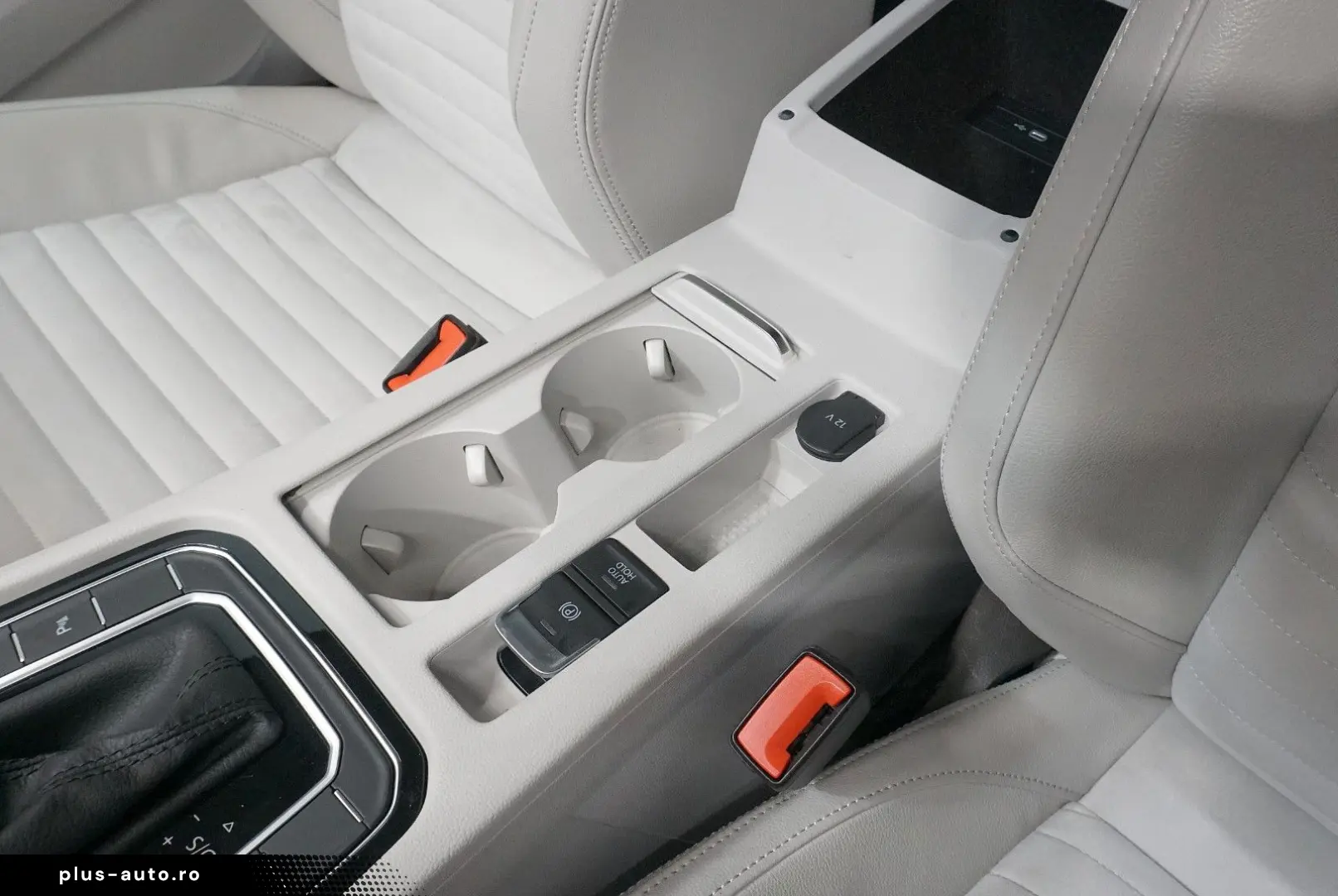 VW Passat Variant Elegance 4Motion ACC MATRIX AHK