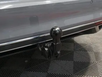 VW Passat Variant Elegance 4Motion ACC MATRIX AHK