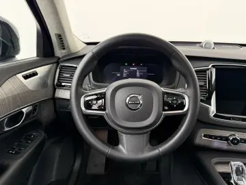 VOLVO XC90 T8 AWD Ultimate Dark