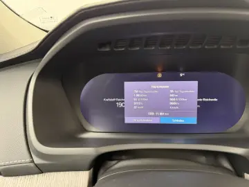 VOLVO XC90 T8 AWD Ultimate Dark