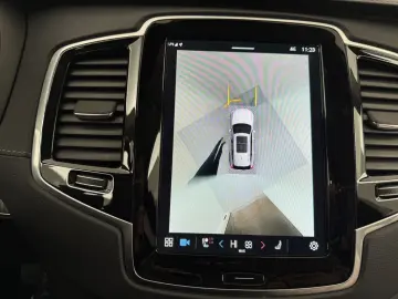 VOLVO XC90 T8 AWD Ultimate Dark