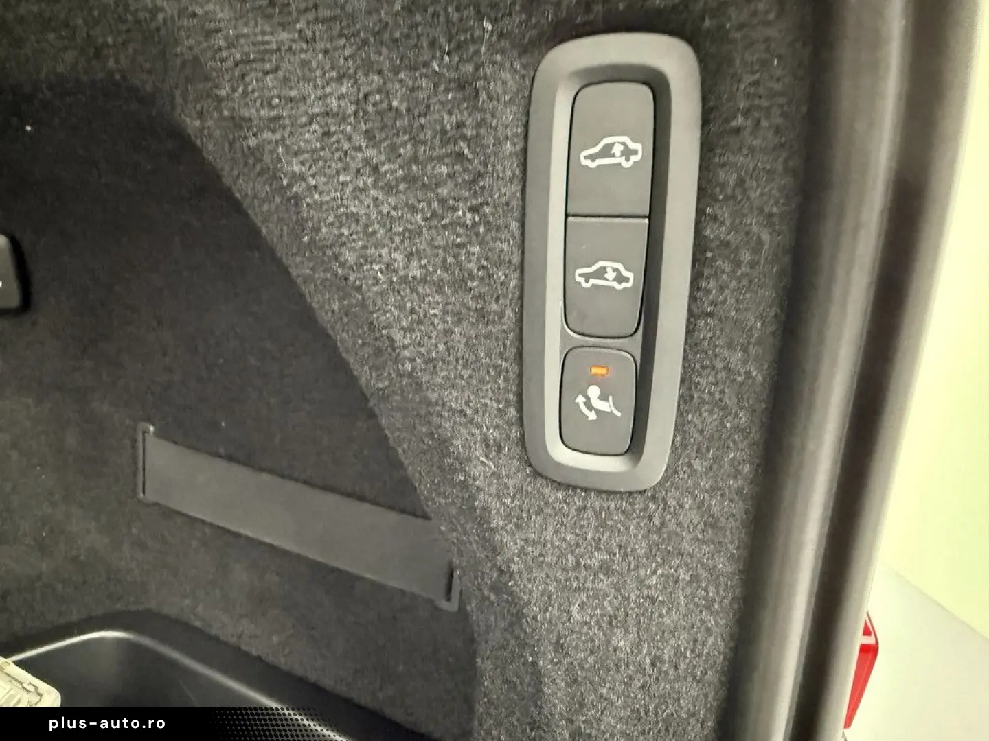 VOLVO XC90 T8 AWD Ultimate Dark