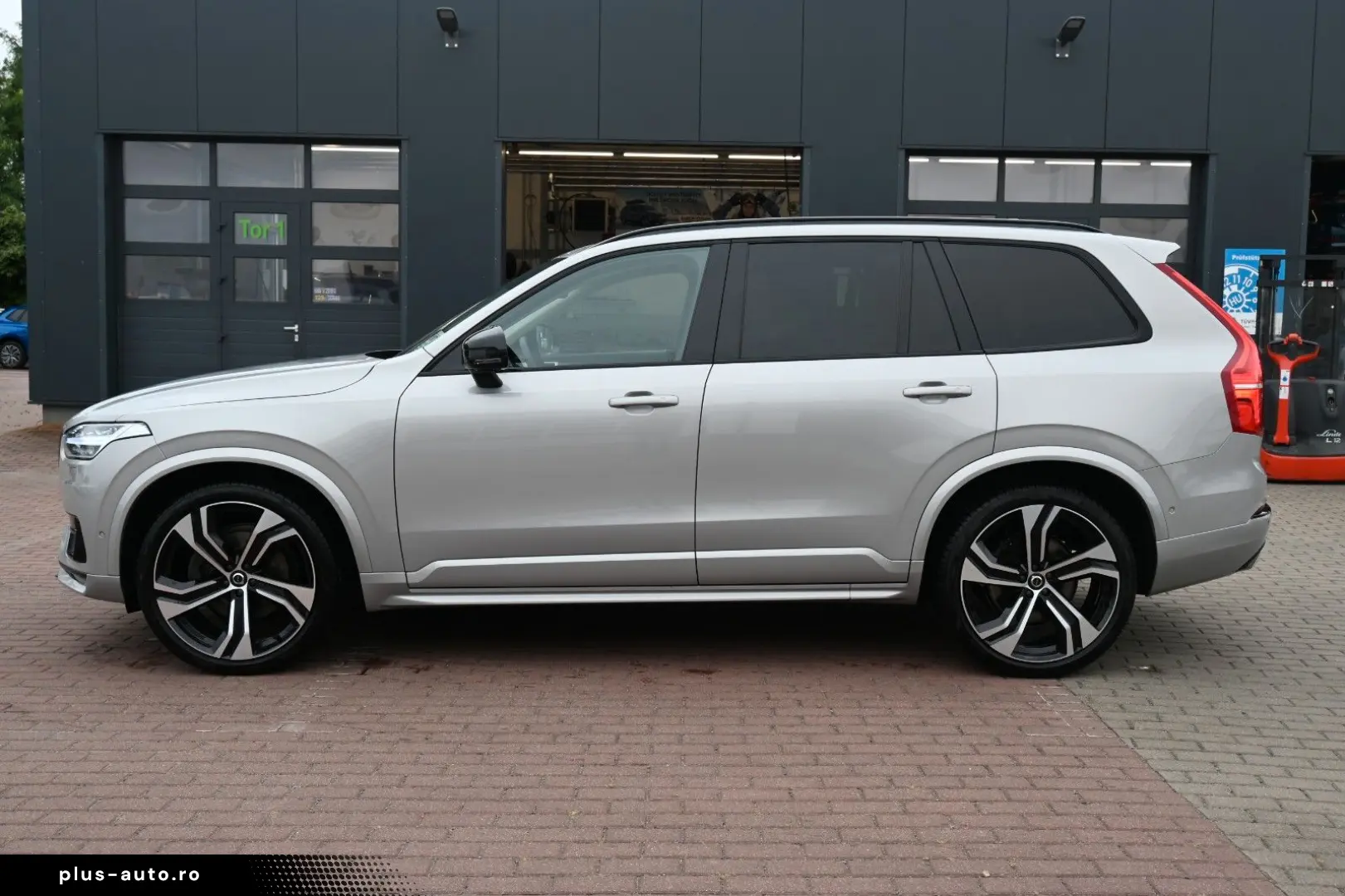 VOLVO XC90 B5 AWD Ultimate Dark