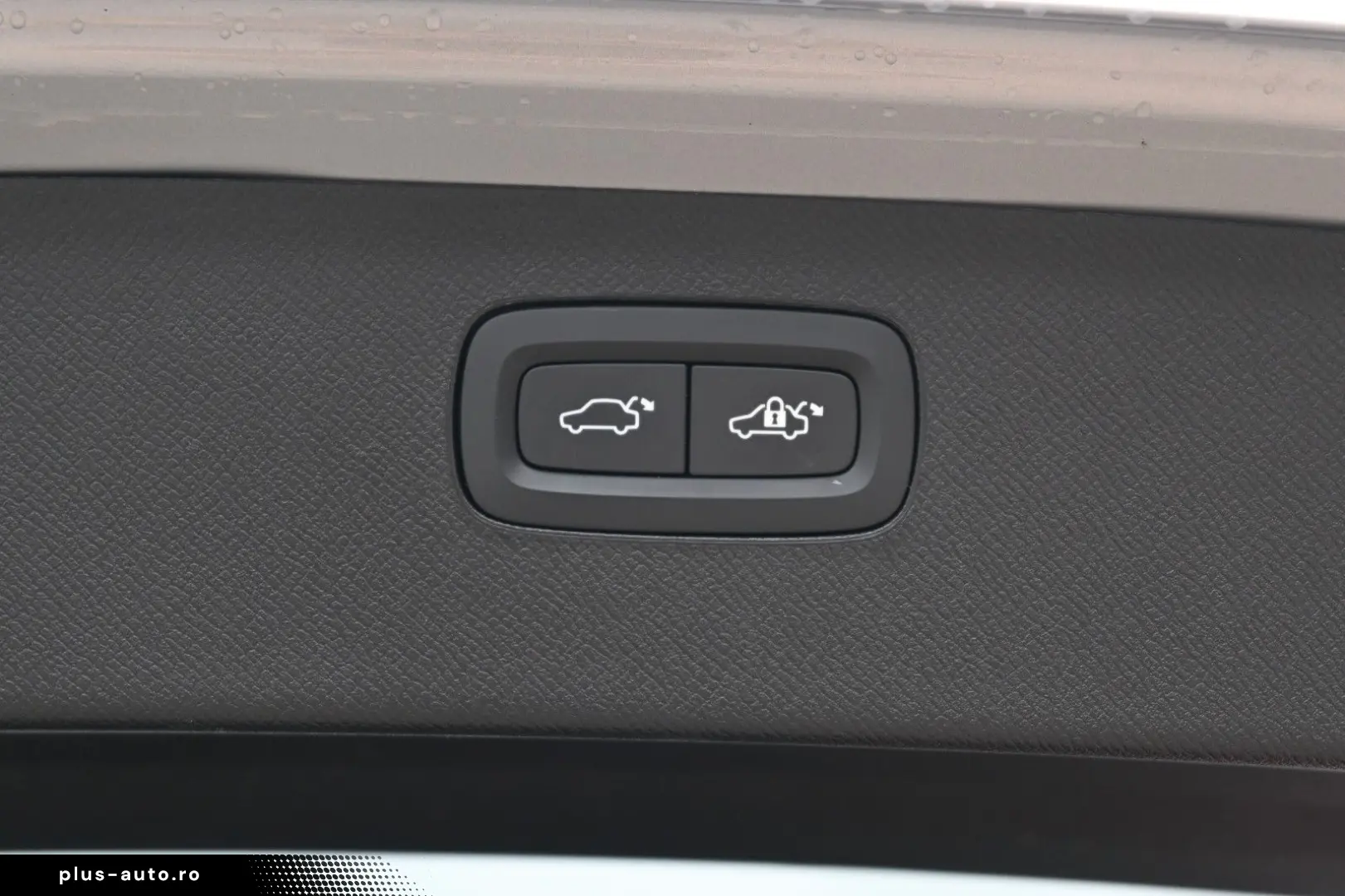 VOLVO XC90 B5 AWD Ultimate Dark