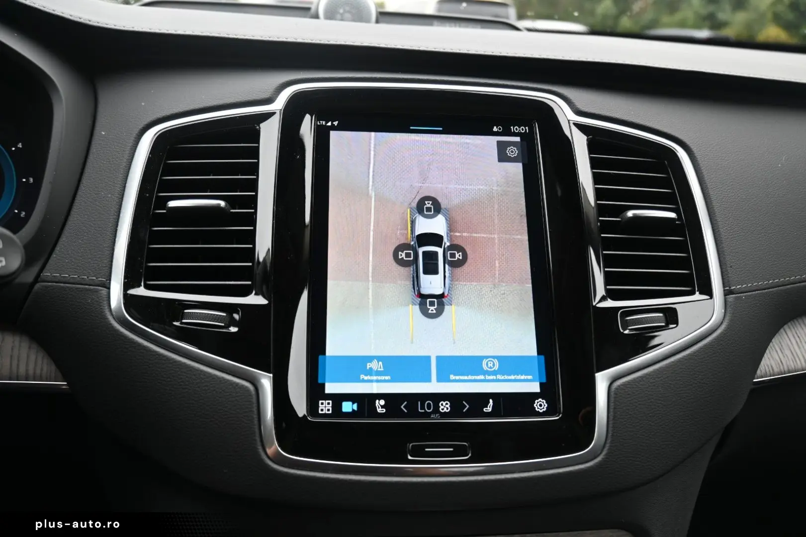 VOLVO B5 AWD Ultimate Dark