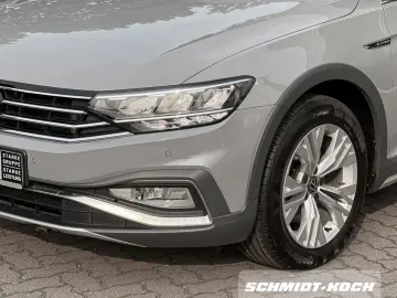 VW Passat Variant Alltrack 4Motion 2.0 TDI DSG AHK