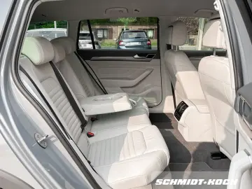 VW Passat Variant Alltrack 4Motion 2.0 TDI DSG AHK