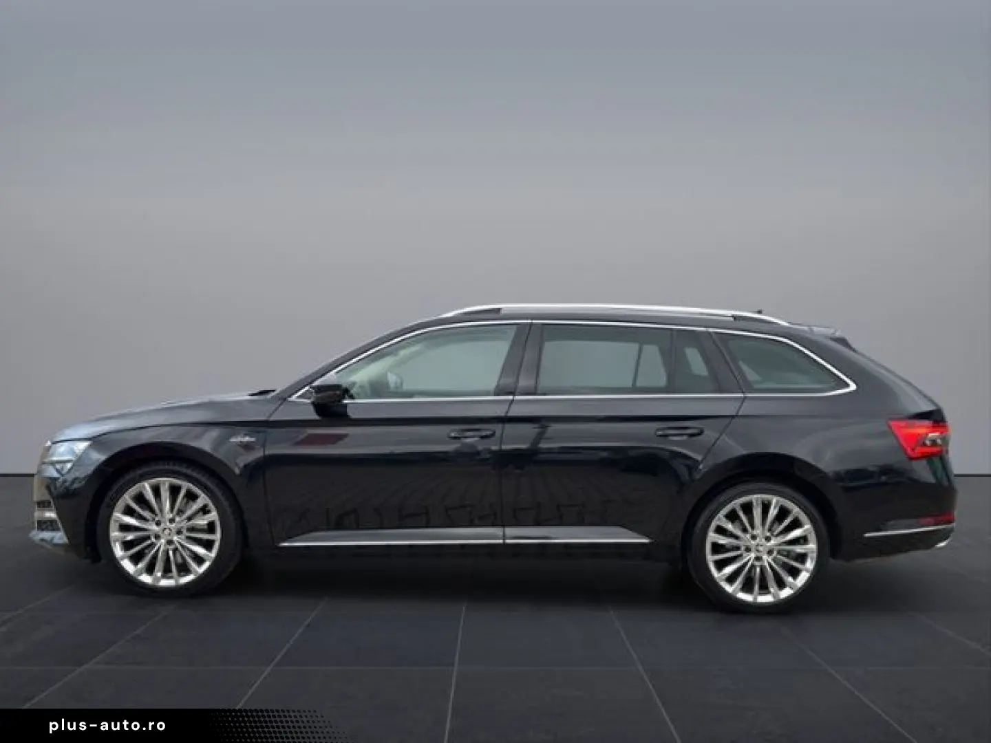 SKODA Superb Combi L&K 2.0TSI DSG 4x4  StndHzg DCC Pan