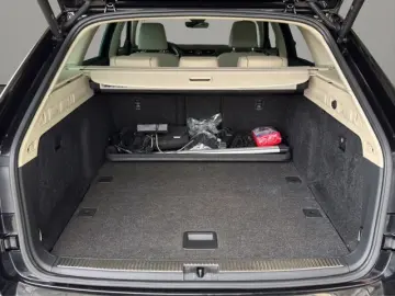 SKODA Superb Combi L&K 2.0TSI DSG 4x4  StndHzg DCC Pan