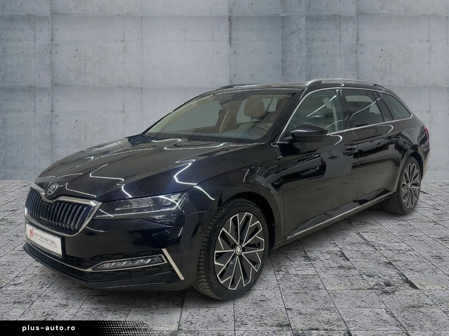 SKODA Superb Combi 2.0 TDI DSG L&K LED NAV ACC RFK AHK