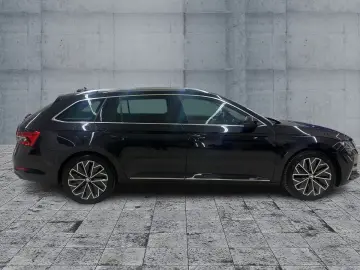 SKODA Superb Combi 2.0 TDI DSG L&K LED NAV ACC RFK AHK