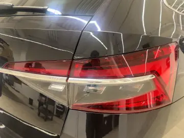 SKODA Superb Combi 2.0 TDI DSG L&K LED NAV ACC RFK AHK