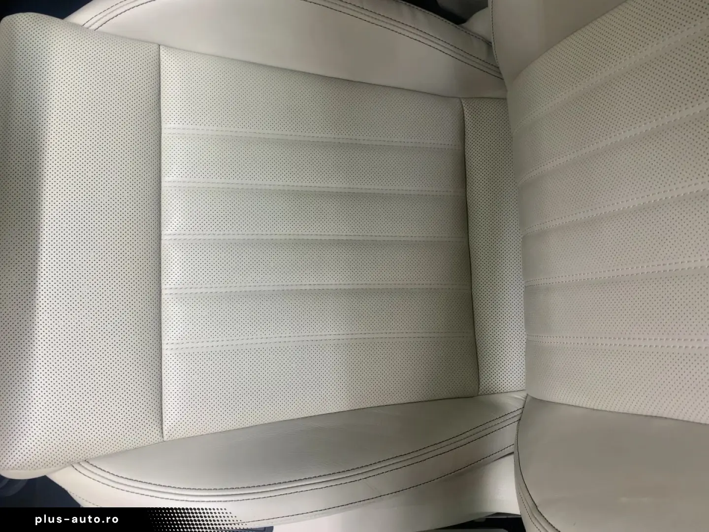 SKODA Superb Combi 2.0 TDI DSG L&K LED NAV ACC RFK AHK