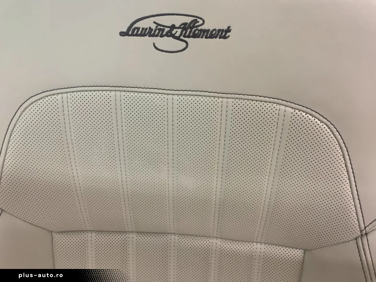 SKODA Superb Combi 2.0 TDI DSG L&K LED NAV ACC RFK AHK