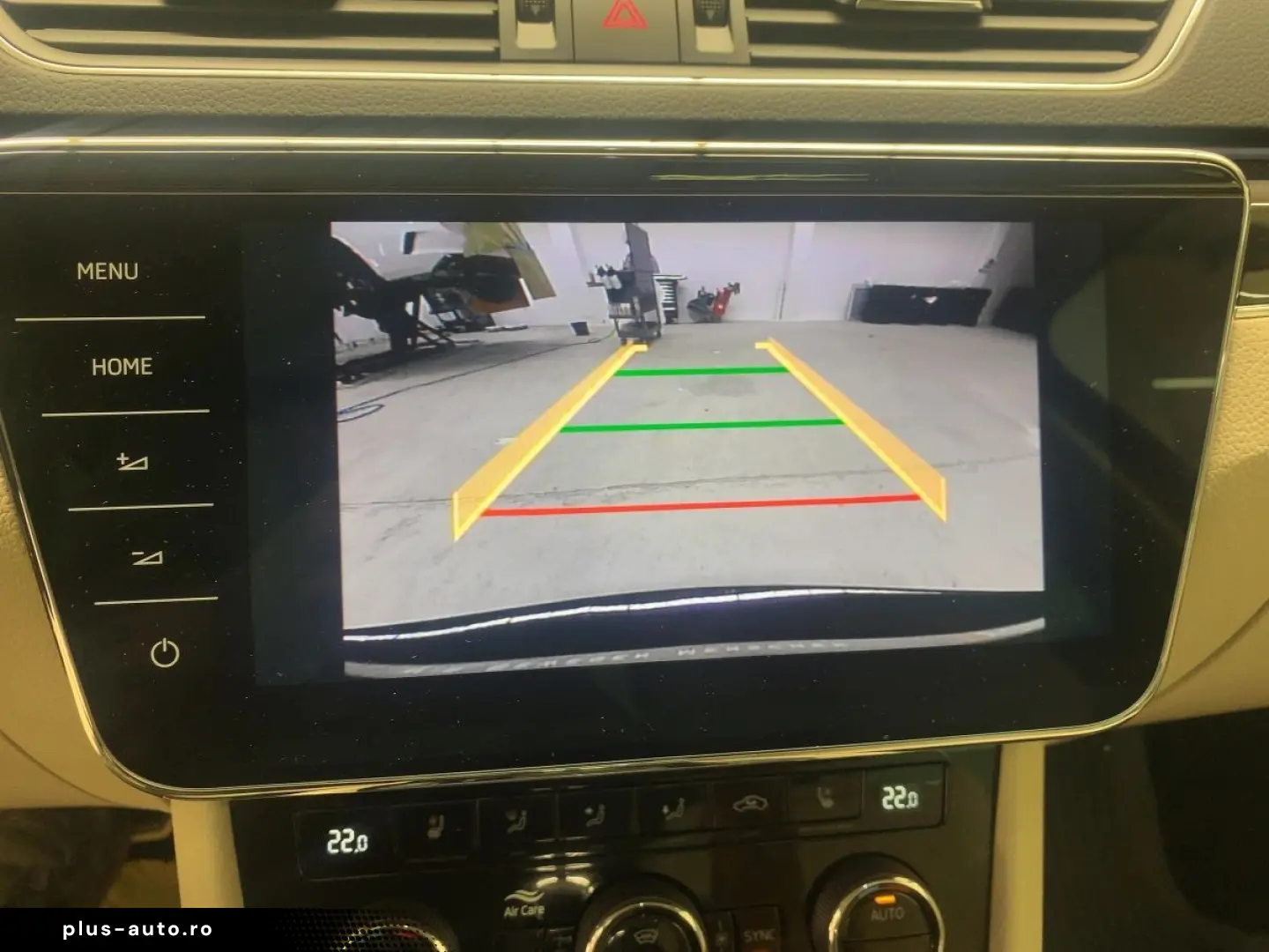 SKODA Superb Combi 2.0 TDI DSG L&K LED NAV ACC RFK AHK