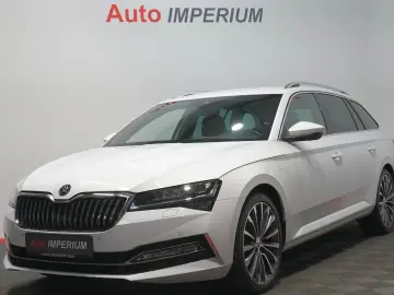 SKODA Superb Combi L&K 4x4 2.0 TSI ACC STDHZ MATRIX