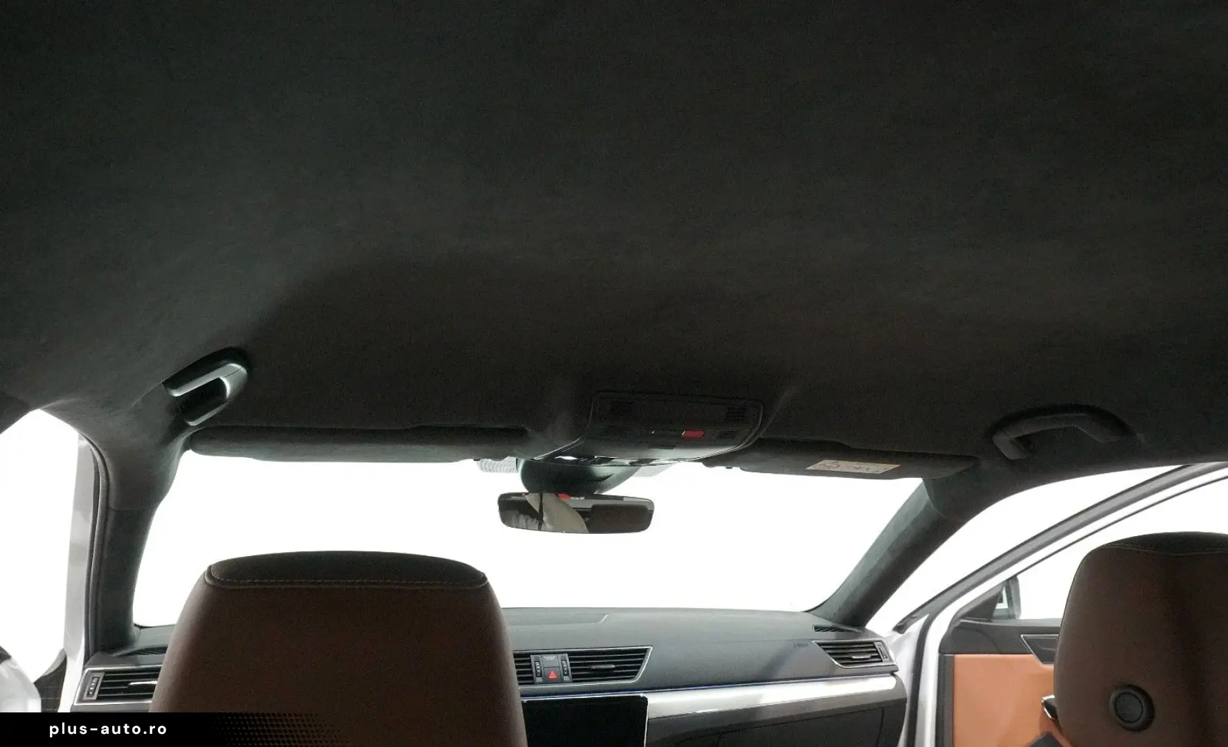 SKODA Superb Combi L&K 4x4 2.0 TSI ACC STDHZ MATRIX