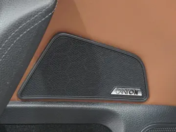 SKODA Superb Combi L&K 4x4 2.0 TSI ACC STDHZ MATRIX